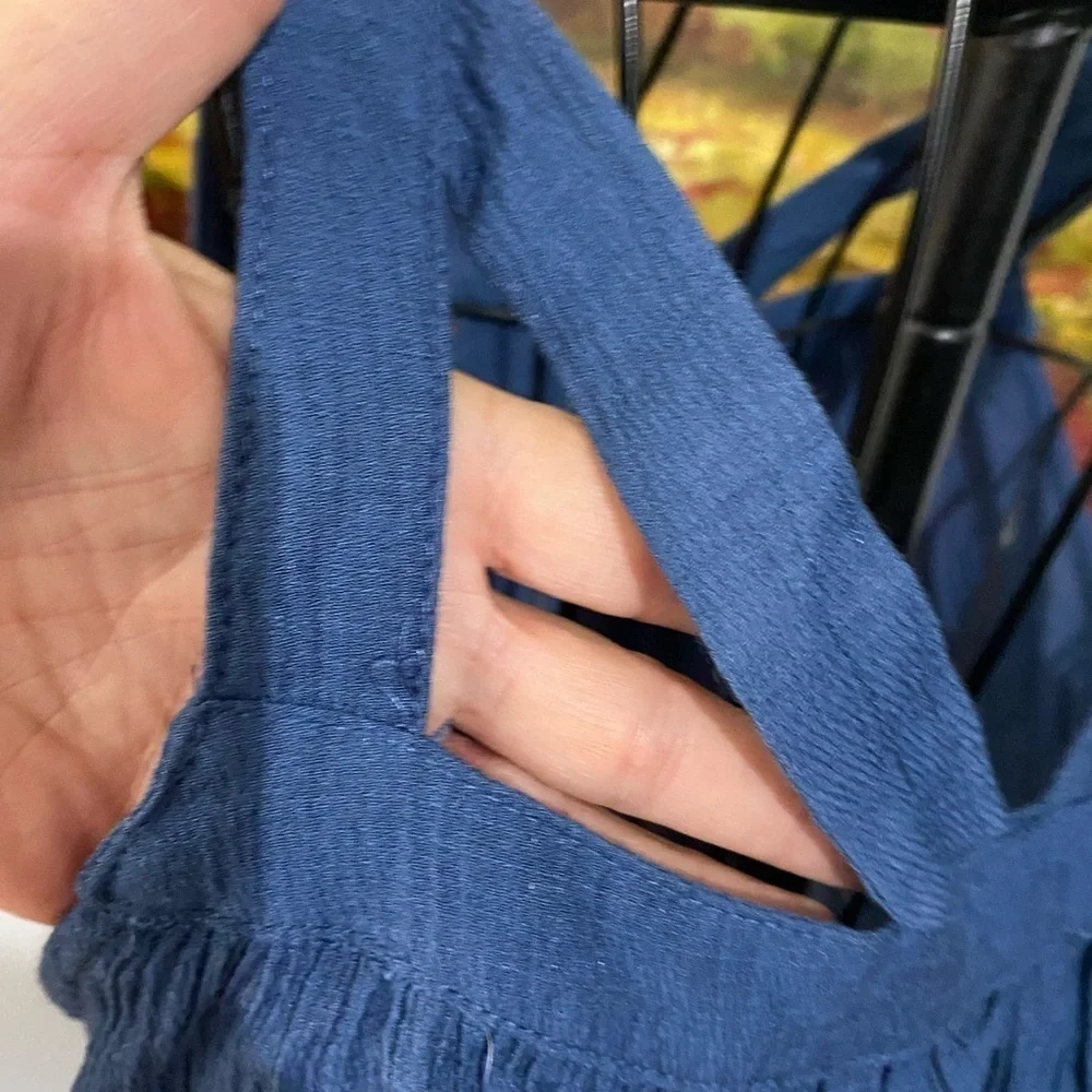 Listickle size small dusty blue Strappy tank gauze soft stretch‎ - Picture 5 of 7